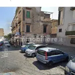 Affitto 2 camera appartamento di 50 m² in Naples