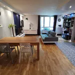 Appartement de 84 m² avec 1 chambre(s) en location à Paris