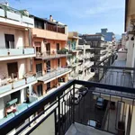 Rent 4 bedroom apartment of 90 m² in Reggio di Calabria