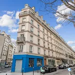 Appartement de 36 m² avec 4 chambre(s) en location à Paris