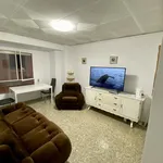 Rent a room of 100 m² in Alcoi