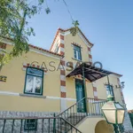 Rent 4 bedroom house of 300 m² in Oeiras