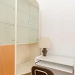 Rent a room of 60 m² in milan