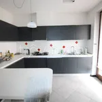 Rent 4 bedroom house of 185 m² in Fino Mornasco