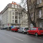 Pronajměte si pokoj o rozloze 160 m² v Prague