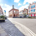 Rent 2 bedroom apartment in Reigate