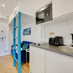 Rent 1 bedroom apartment of 9 m² in Paris