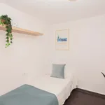 Rent a room of 70 m² in Valencia