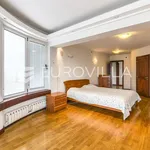 Rent 6 bedroom house of 500 m² in Zagreb