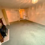 Rent 2 bedroom flat in Walsall