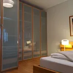 Miete 2 Schlafzimmer wohnung von 70 m² in Stuttgart