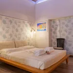 Rent 1 bedroom apartment of 40 m² in Florence