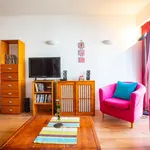 Appartement de 63 m² avec 3 chambre(s) en location à Paris