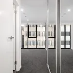 Rent 3 bedroom apartment in Phillip