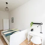 Miete 5 Schlafzimmer wohnung in Berlin