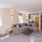 Rent 3 bedroom apartment in Edinburgh