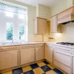 Rent 3 bedroom flat in Yorkshire And The Humber