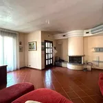 Rent 3 bedroom apartment of 120 m² in Creazzo