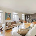 Rent 6 bedroom apartment of 312 m² in Paris