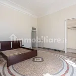 Rent 2 bedroom apartment of 76 m² in Genoa