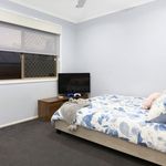 Rent 5 bedroom house in Helensvale