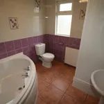 Rent 4 bedroom house in Leeds