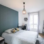 Rent 4 bedroom apartment in Clichy