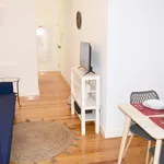 Rent 4 bedroom apartment of 50 m² in Lisboa