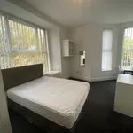 Rent 4 bedroom apartment of 129 m² in Liverpool