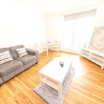 Rent 2 bedroom flat in Salford