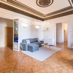 Rent 2 bedroom apartment of 99 m² in Barcelona