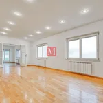 Rent 6 bedroom house of 360 m² in City of Zagreb