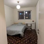 Rent a room in porto