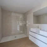 Alquilo 4 dormitorio apartamento de 200 m² en Alcobendas