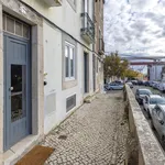 Rent 1 bedroom apartment of 60 m² in Lisbon