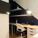 Rent a room of 140 m² in madrid