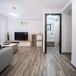 Rent 3 bedroom apartment of 90 m² in valencia