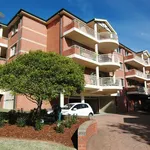 Rent 2 bedroom apartment in Hornsby