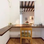 Rent 1 bedroom apartment in Florence