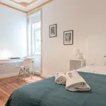 Rent 5 bedroom apartment in Lisbon