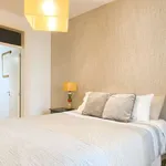 Rent 1 bedroom apartment of 60 m² in lisbon