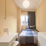 Rent 6 bedroom apartment in Lisbon