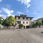 Rent 5 bedroom house of 140 m² in Arezzo