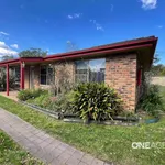 Rent 3 bedroom house in Nowra Hill