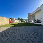 Rent 6 bedroom house of 140 m² in Lecce