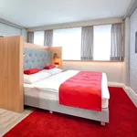 Rent 1 bedroom apartment of 29 m² in Munich