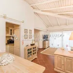 Rent 5 bedroom house of 300 m² in Olbia