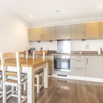 Rent 2 bedroom apartment in Woking 