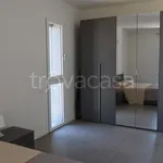 Rent 2 bedroom apartment of 75 m² in Milano