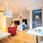 Rent 1 bedroom apartment of 42 m² in Frankfurt